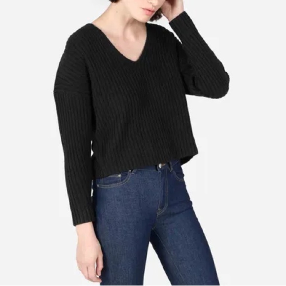 Everlane Black V-Neck Sweater